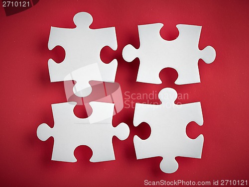 Image of puzzle pieces