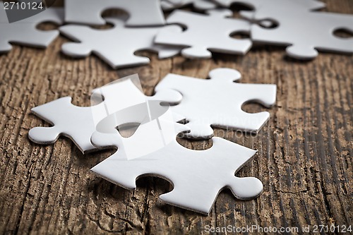 Image of puzzle pieces