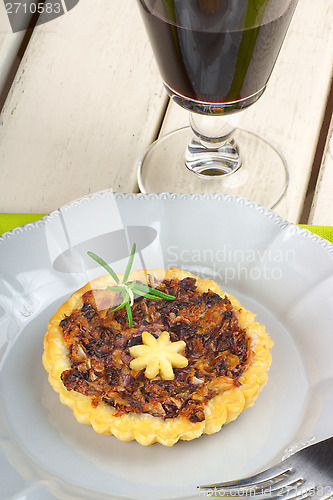 Image of Mini quiche with trevisano chicory