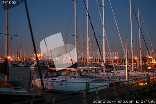 Image of night at the harbour