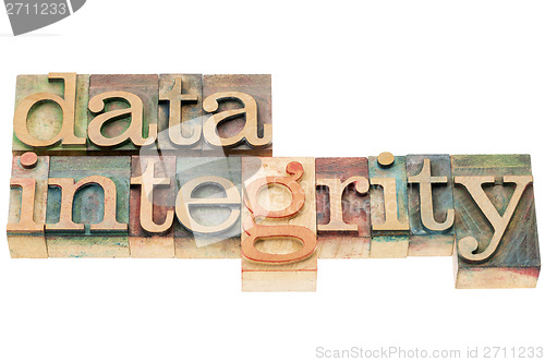 Image of data integrity in wood type