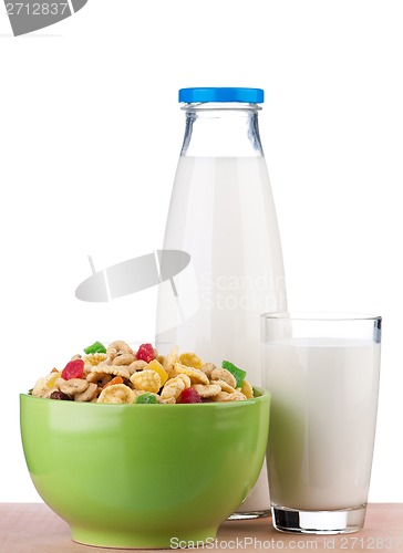 Image of Cornflakes and milk