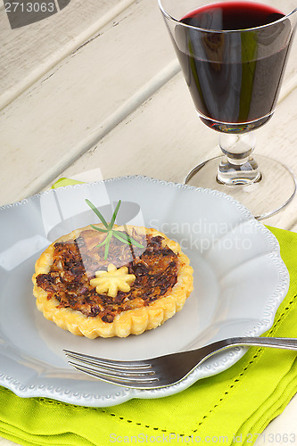 Image of Mini quiche with trevisano chicory