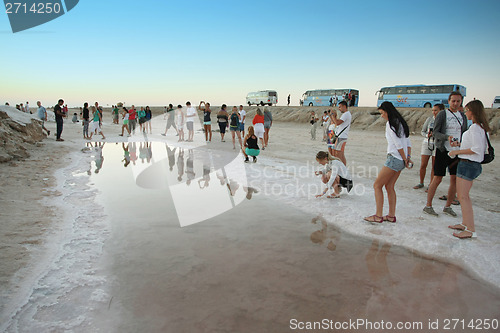 Image of Group of tourists at salt lake 