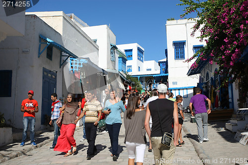 Image of Sidi Bou Said tourists