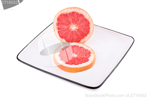 Image of Grapefruit in square plate