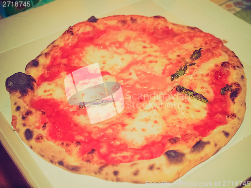 Image of Retro look Pizza Margherita