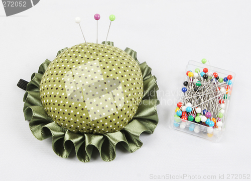 Image of Pin cushion and pins