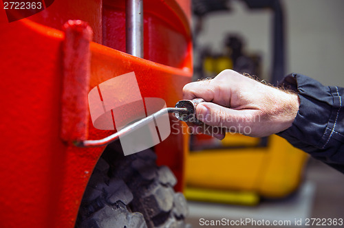 Image of Painting a forklift