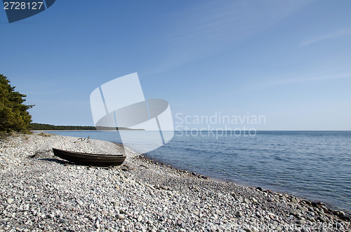 Image of Beached old rowingboat