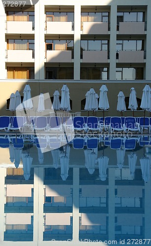 Image of swimmingpool 2