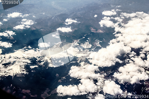 Image of view of the mountains from the plane