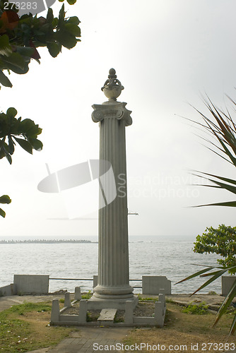 Image of statue malecon santo domingo