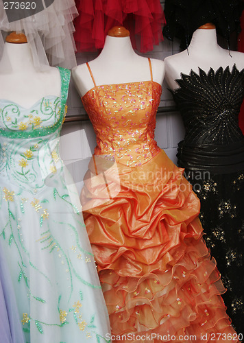 Image of Glamor dresses.