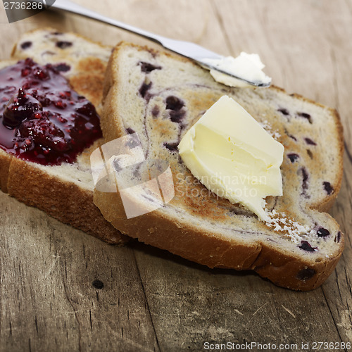 Image of Blueberry Swirl Bread Toasts