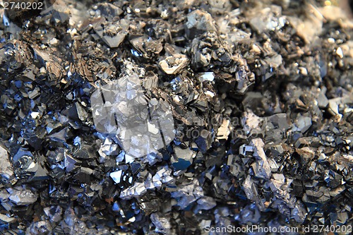 Image of lead crystals background