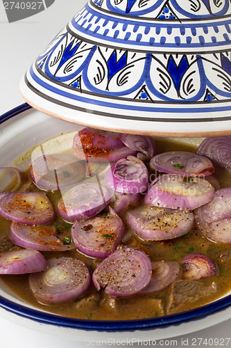 Image of Tagine with onion