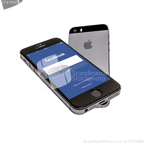 Image of iPhone 5S and Facebook