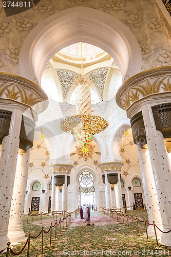 Image of Abu Dhabi Sheikh Zayed Grand Mosque, beautiful interior