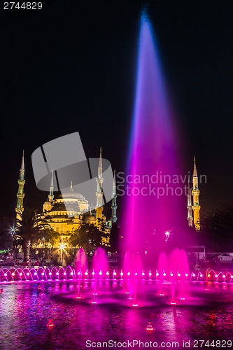 Image of Sultan Ahmed Mosque (the Blue Mosque), Istanbul, Turkey