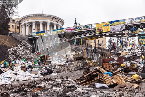 Image of Protest Against "Dictatorship" In Ukraine Turns Violent