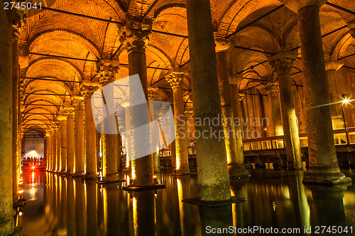 Image of Underground Basilica Cistern (Yerebatan Sarnici) in Istanbul, Tu