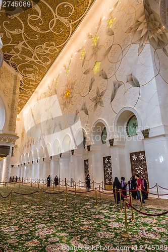 Image of Abu Dhabi Sheikh Zayed Grand Mosque, beautiful interior