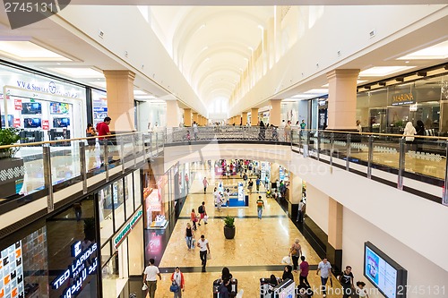 Image of Mall of the Emirates is a shopping mall in the Al Barsha distric