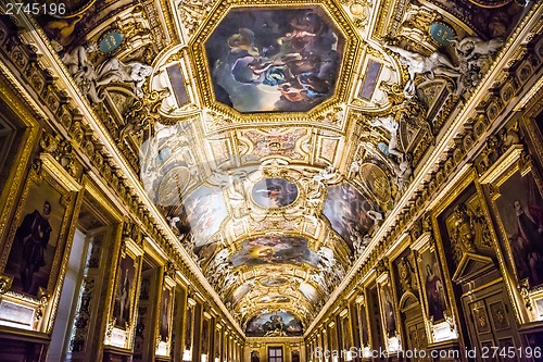 Image of Large painting gallery at the Louvre museum in Paris