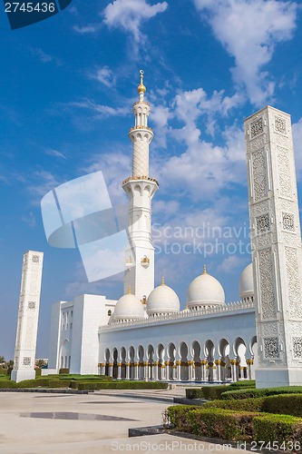 Image of Abu Dhabi Sheikh Zayed White Mosque