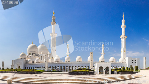 Image of Abu Dhabi Sheikh Zayed White Mosque