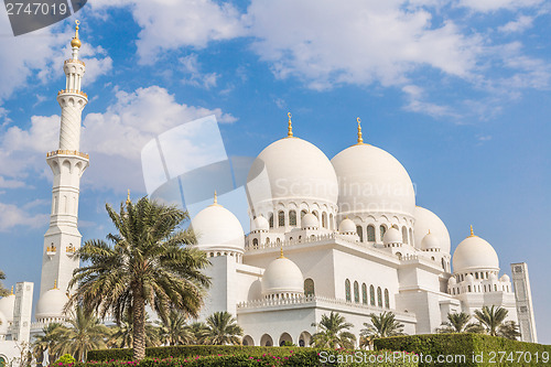 Image of Sheikh Zayed Mosque in Middle East United Arab Emirates with ref