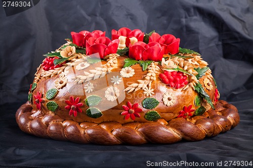 Image of Ukrainian festive bakery Holiday Bread on black