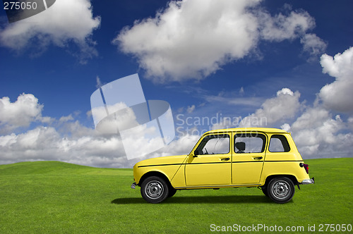 Image of Yellow funny car