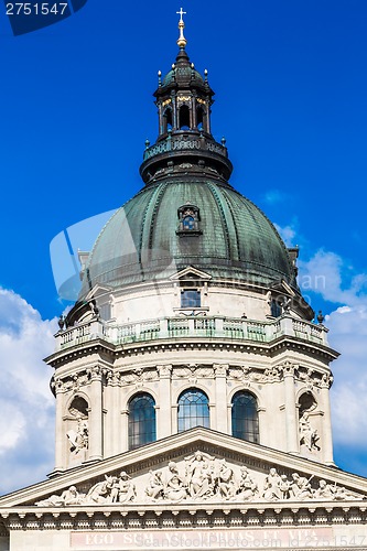 Image of St. Stephen's Basilica, the largest church in Budapest, Hungary