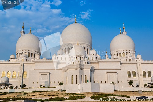 Image of Sheikh Zayed Mosque in Middle East United Arab Emirates with ref