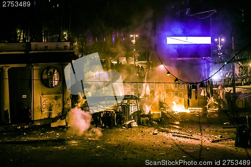 Image of Protest Against "Dictatorship" In Ukraine Turns Violent