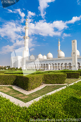 Image of Sheikh Zayed Mosque in Middle East United Arab Emirates with ref