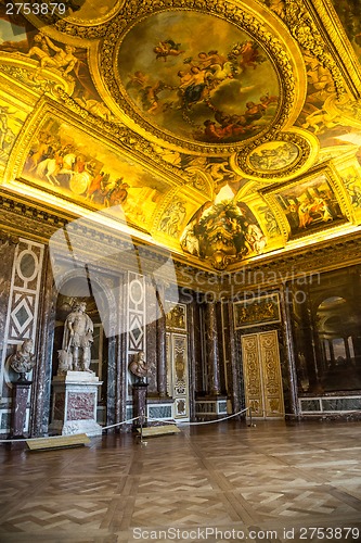 Image of The Versailles palace in Paris, France