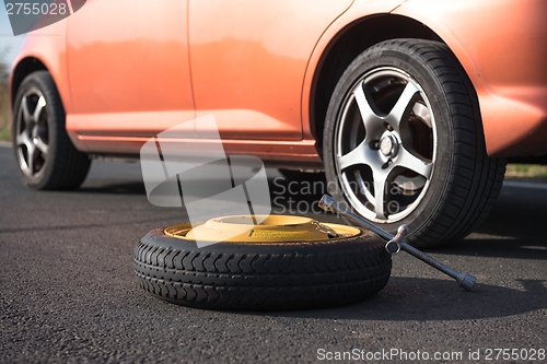 Image of Emergency tyre on the road