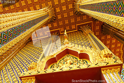 Image of Pillar in Thai temple