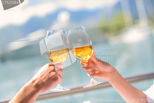 Image of couple having lanch at beautiful restaurant