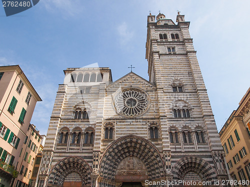 Image of St Lawrence cathedral in Genoa