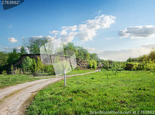 Image of Road near clay hill