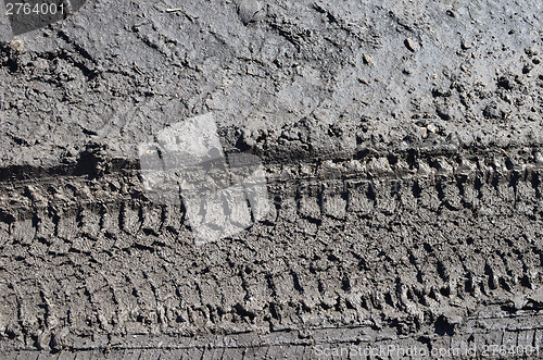 Image of tire tracks