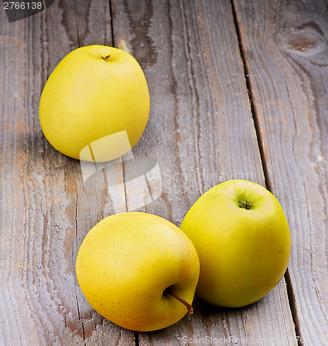 Image of Yellow Apples