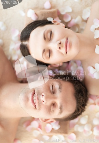 Image of couple in spa