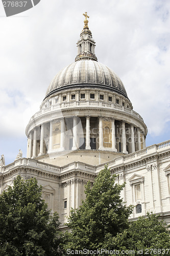 Image of the dome of st paul's cathedral from cannon street london englan