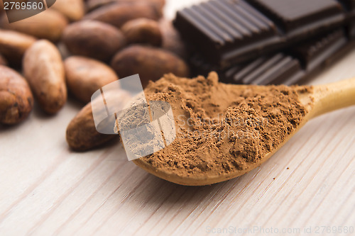 Image of Cocoa (cacao) beans with chocolate