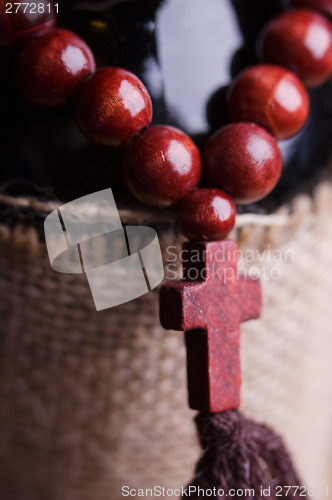 Image of wooden rosary with cross